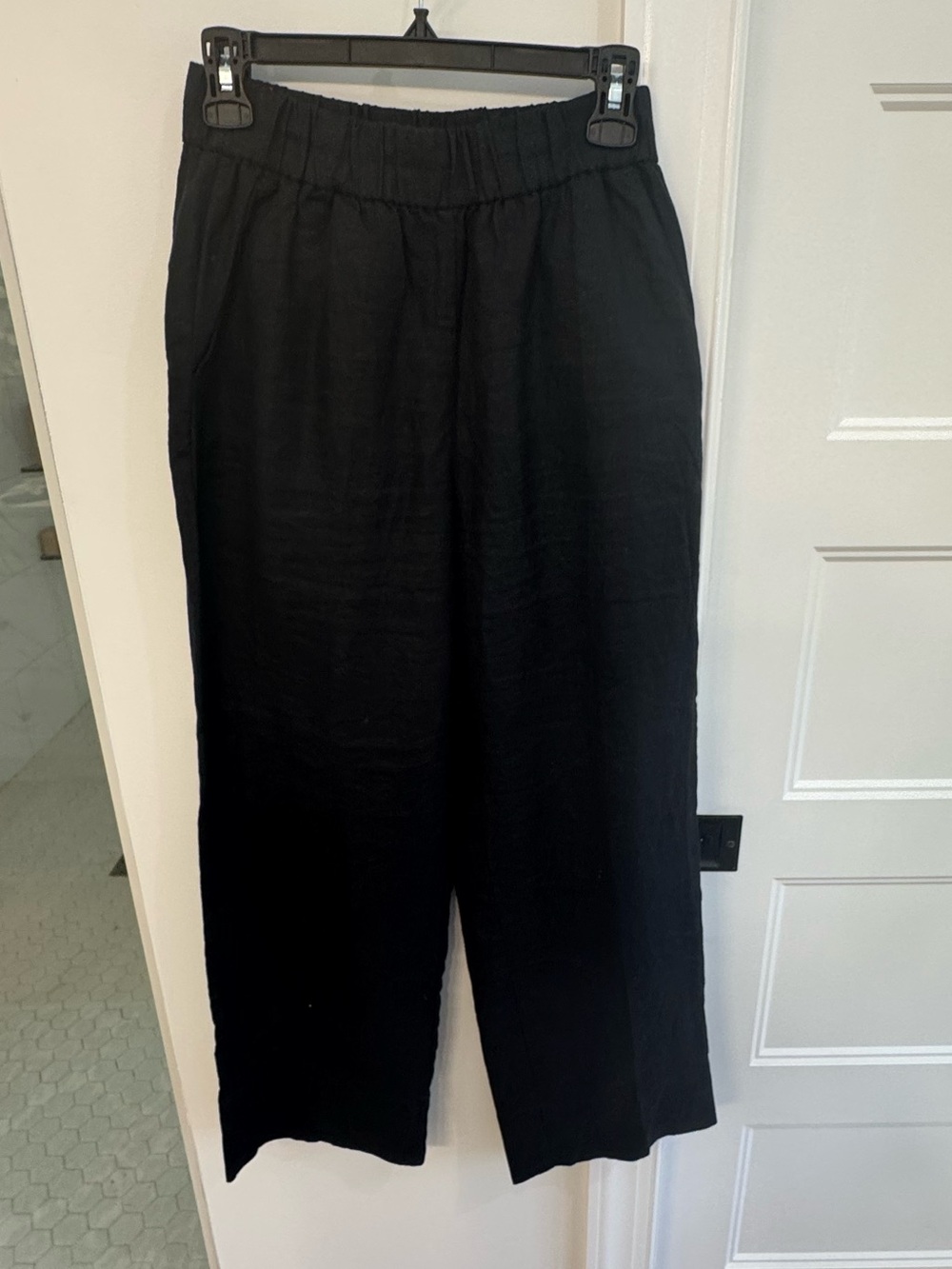 Everlane black linen pants